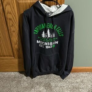 Tahquamenon Falls Men’s hoodie sz 2XL.  NWOT